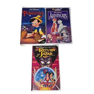 Walt Disney Classics VHS Clamshell Lot Pinocchio Aristocats & Return Of Jafar